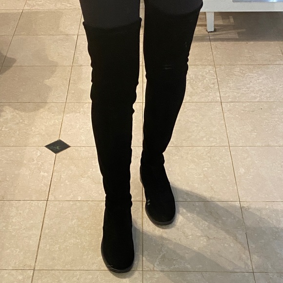 Stuart Weitzman LOWLAND OTK Boots - Picture 2 of 11